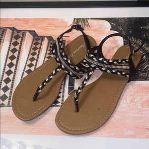 american eagle sandals